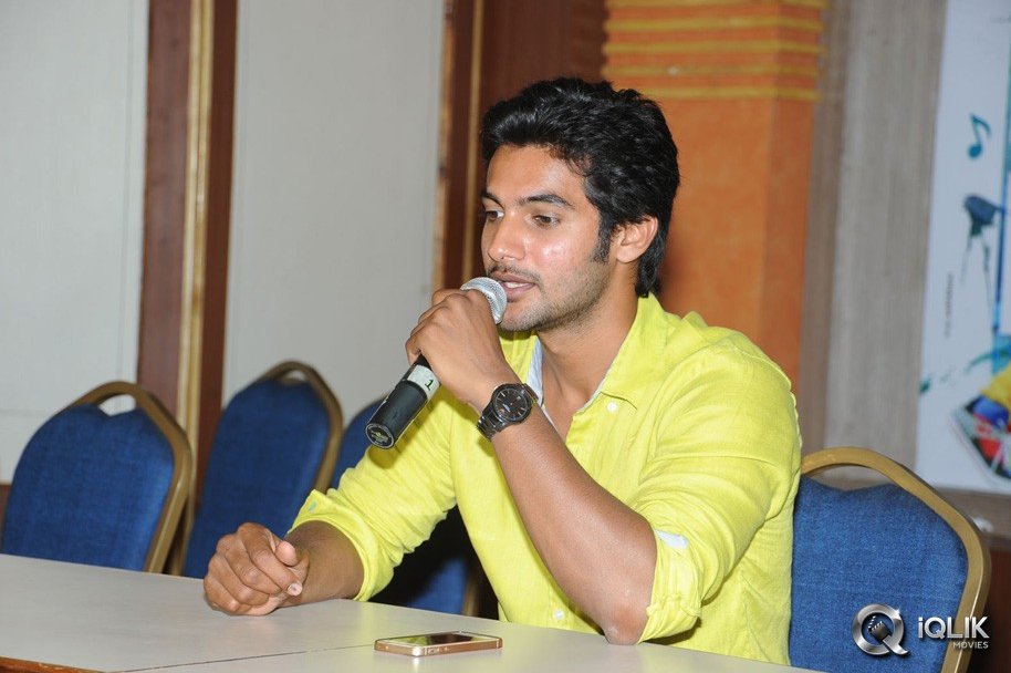 Aadi-Pyaar-Mein-Padipoyane-Press-Meet-Photos